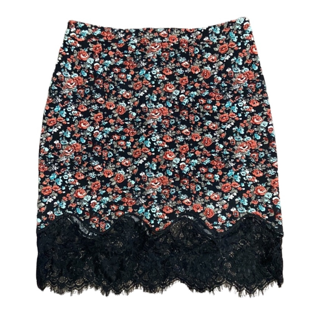 Lush Floral Lace Skirt Size S